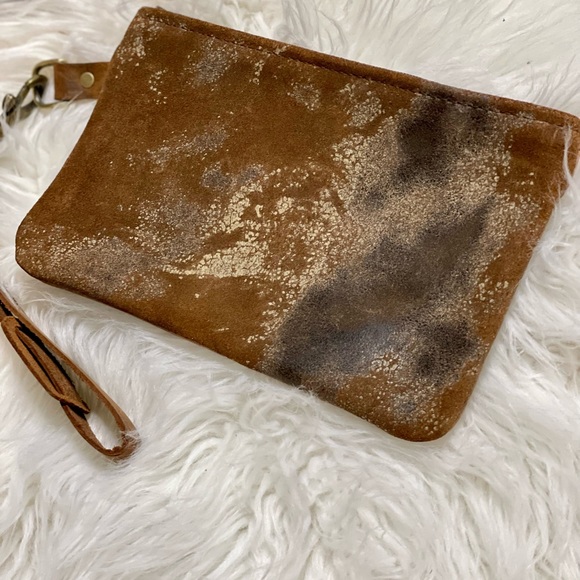 Cowhide Wristlet Clutch unique distressed front /solid brown leather back - Picture 8 of 9